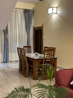 Dining - Heritage Homestay  (Sivasagar)