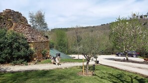 Jardines del alojamiento