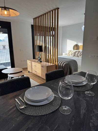New studio next to the train station, 5 minutes from the city center!