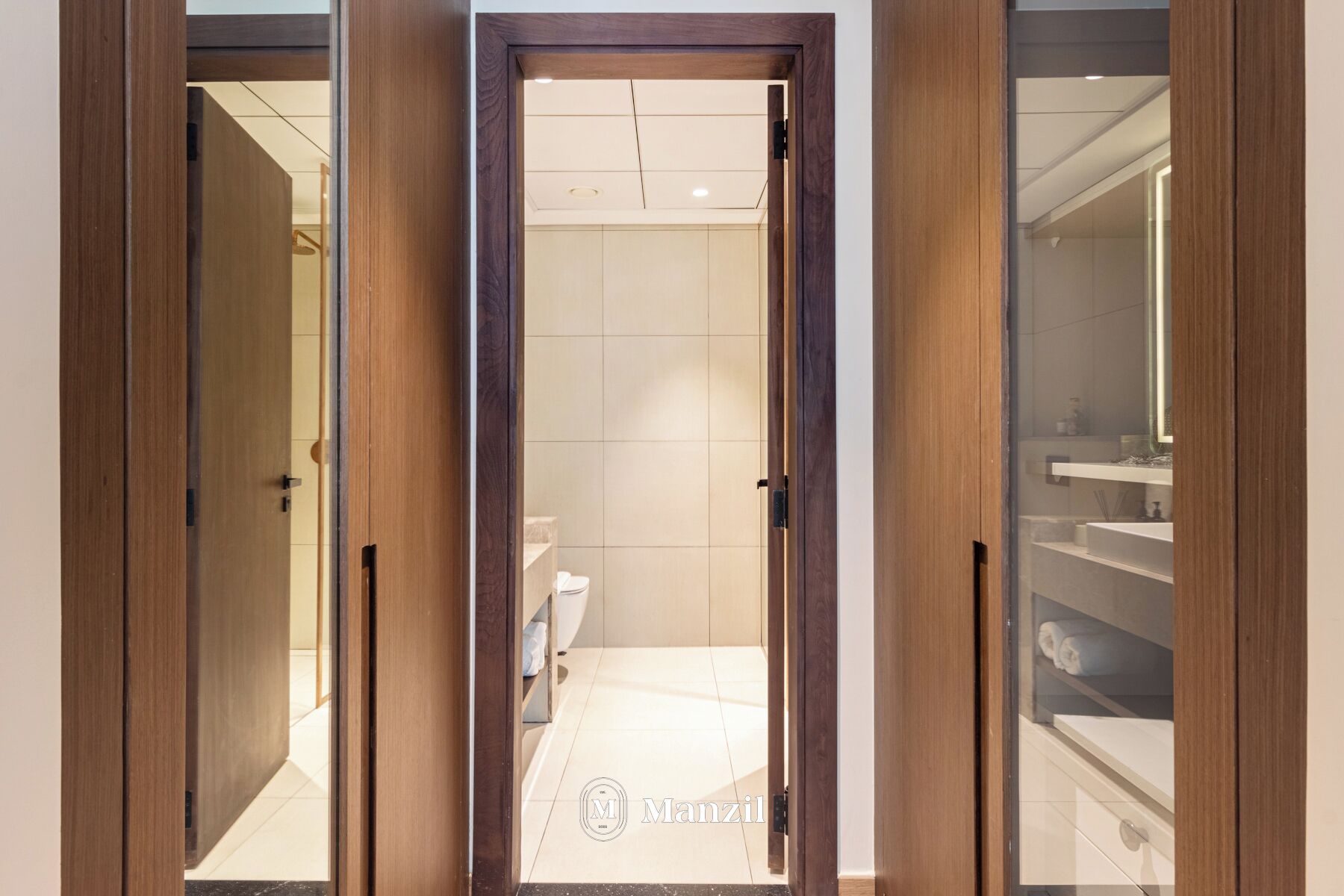 Luxury Apartment, City View | Bathroom