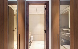 Căn hộ Cao cấp, quang cảnh thành phố | Phòng tắm