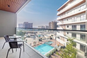 奢華公寓, 城市景 | 泳池 | 室外泳池