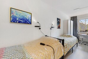 1 bedroom, desk, iron/ironing board, WiFi - FeWo - 'Meer-Moment Sand und Seele': Apartment with Comfort, Balcony, Smart TV & More! (Schönberg)