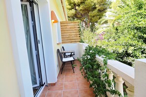 Terrace/patio - Casa Armonia - Turquesa Charming 1-room studio with terrace and pool view (Benisa)