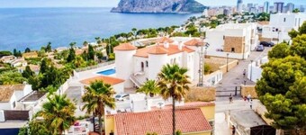 Casa Armonia - La Familia, 2-bedroom apartment with terrace and pool