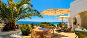 Spectacular Clifftop 180° Oceanview Villa - Salema Beach