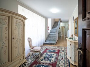 Interior - Stunning  villa for 5 people with WIFI, TV, balcony and pets allowed (Mergozzo)