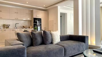 Apartament, 2 dormitoris, fumadors, balcó | Sala d'estar