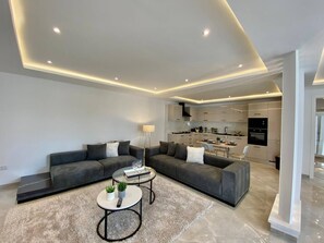 Apartment, 2 Schlafzimmer, Raucher, Balkon | Wohnbereich