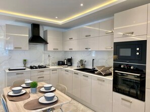apartman, 2 hálószobával, dohányzó, erkély | Belső rész