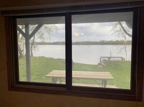 Interior - Sunset Cabin 4-bedroom cabin in adorable Dassel perfect for relaxing getaways (Dassel)