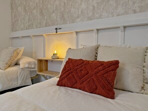 2 chambres, fer et planche à repasser, Wi-Fi gratuit, draps fournis