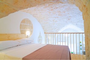 Comfort House, City View | Iron/ironing board, free WiFi - Il Nido in Pietra - Arcuève (Ostuni)
