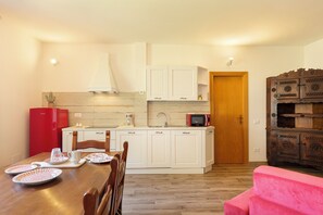 Dining - Albert Apartment (Stresa)