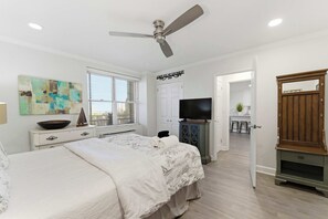 Condo, 1 Queen Bed with Sofa bed, Balcony, City View (Downtown Delight) - Downtown Delight For 4 (Atlanta)