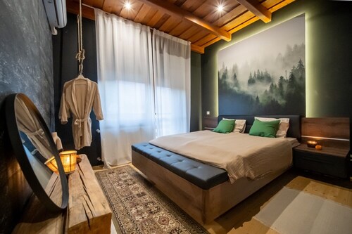 Cozy Cottage with Jakuzzi and Ebikes! Wifi: 100%, Stress: 0%