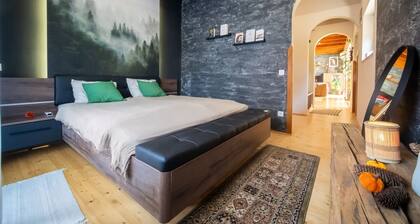 Cozy Cottage with Jakuzzi and Ebikes! Wifi: 100%, Stress: 0%