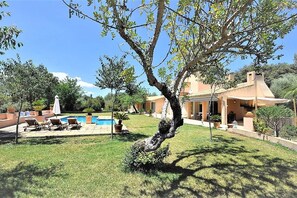 Piscina a l'aire lliure 