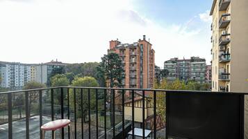 Apartment (1 Bedroom) | Interior