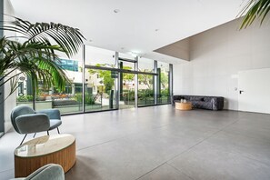 Interior - Nechmia 3BR SeaView apartment in lovely Tel Aviv-Yafo with AC (Tel Aviv-Yafo)