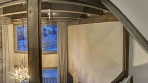 Interior - Elegant 4-room triplex in central Méribel with secure parking for 7 guests (Méribel)