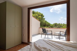 2 chambres, fer et planche Ă repasser, Wi-Fi, draps fournis