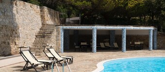 Sea view holiday home, surrounded by Mediterranean scrub with swimming pool