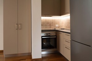 Oven, stovetop, dishwasher - Sea view holiday home, surrounded by Mediterranean scrub with swimming pool (Chioma)