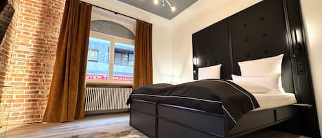 2 makuuhuonetta, silitysrauta/-lauta, ilmainen Wi-Fi, vuodevaatteet