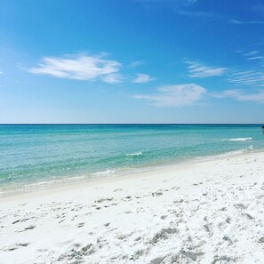 Beach nearby - Resort Living! Heart Of Baytowne Wharf-Water Views-Pools & More! LJ169 (Miramar Beach)