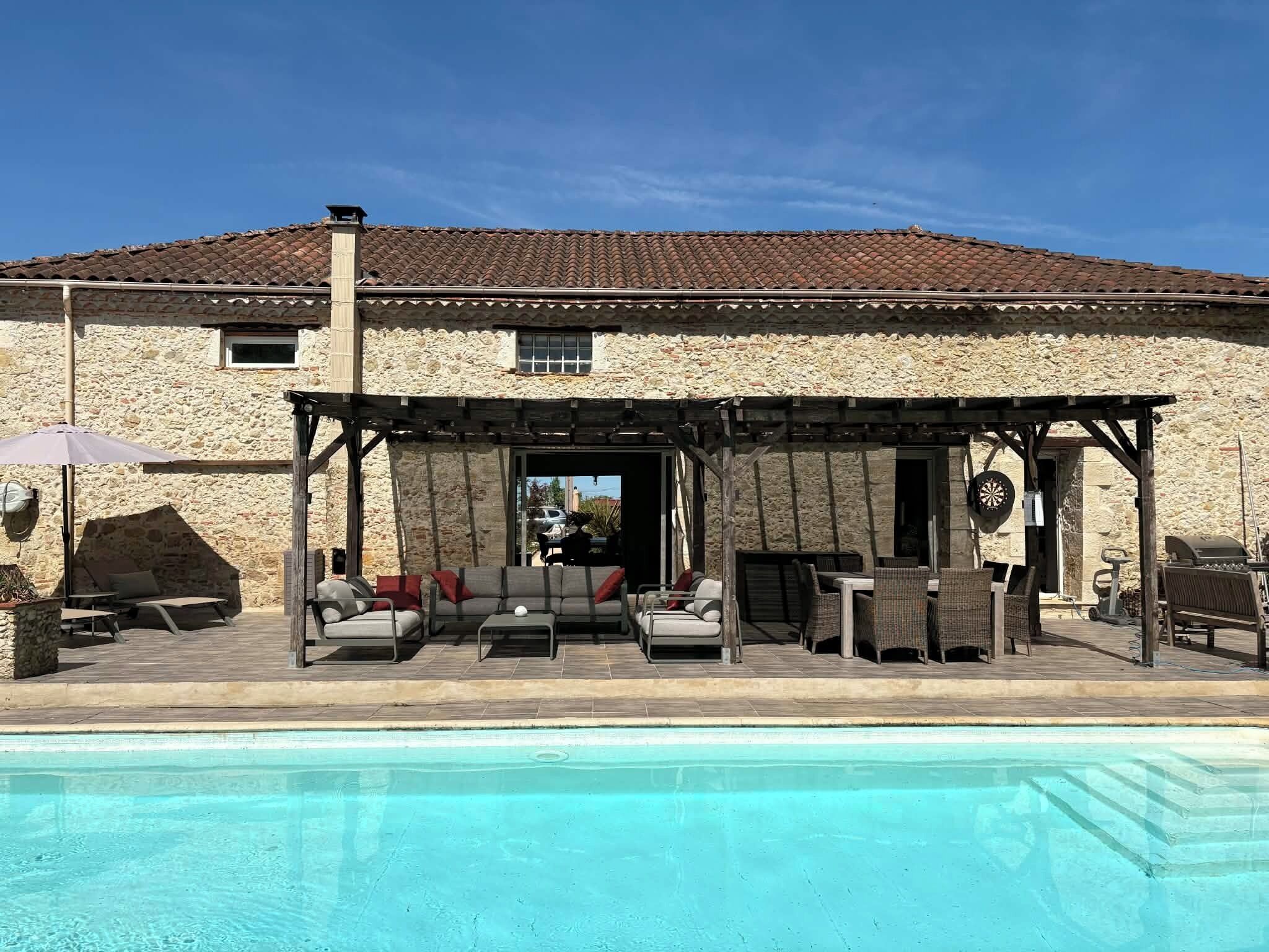 Seasonal outdoor pool