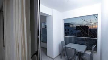 Apartment, 2 Bedrooms, Smoking, Balcony | Balcony