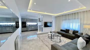 Apartment, 2 Schlafzimmer, Raucher, Balkon | Wohnzimmer