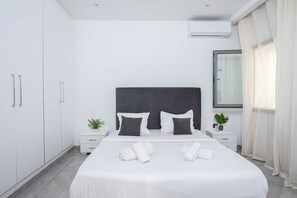 2 bedrooms - Cozy Stay With Balcony View in La Marsa (La Marsa)