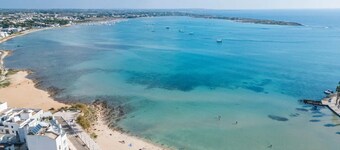 Rossini 14 | Walk to the Beach and Town Center