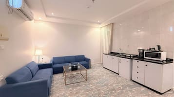 Family Suite | Living area