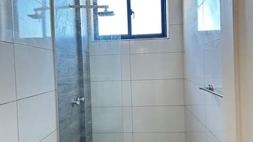 Handtücher, Seife, Toilettenpapier