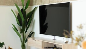 Luxury Apartment, City View | Interior - Manzil - 1BR in Sobha with City Views (Dubai)