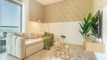 Luxury-Apartment, Stadtblick | Wohnbereich