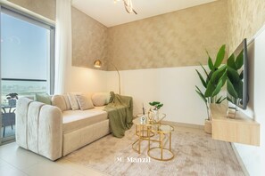 Luxury-Apartment, Stadtblick | Wohnbereich