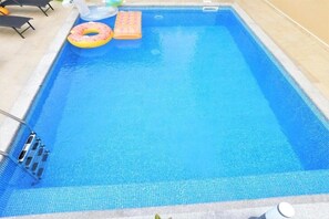 Pool - Apartment Dino 2+1 with heated pool (Omišalj)