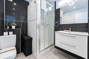Shower, hair dryer, towels - Miami 5 Seaview by Casasol (Nerja)