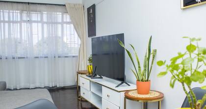 Centrally Located 1 Bedroom Apartment - 2365