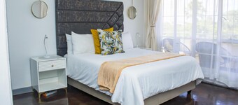 セントラリー ロケーテッド 1 ベッドルーム アパートメント - 2365