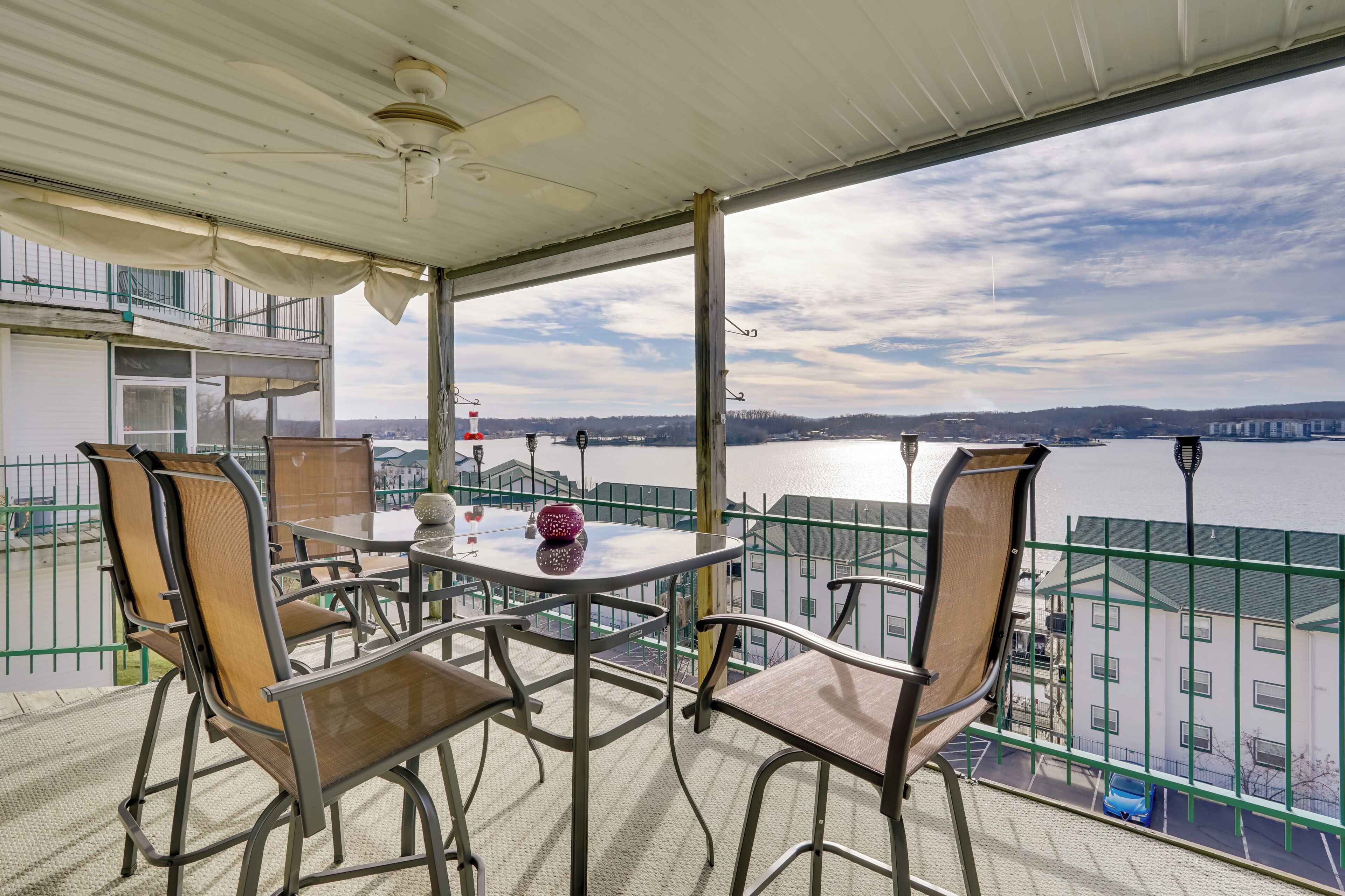 Apartment (3 Bedrooms) | Front of property