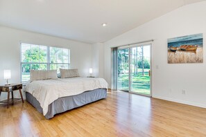 Interior - Peaceful Palm Bay Retreat w/ Spacious Yard! (Palm Bay)