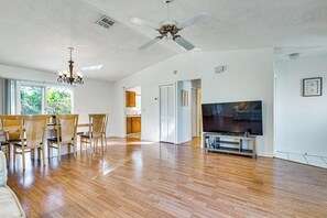 House (3 Bedrooms) | Interior - Peaceful Palm Bay Retreat w/ Spacious Yard! (Palm Bay)