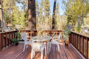 Interior - 5 Mi to Mountain High Resort: Home w/ Gaming Area (Wrightwood)