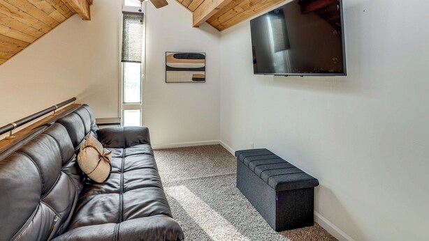 Unclassified image, 1 of 27, button - 5 Mi to Mountain High Resort: Home w/ Gaming Area (Wrightwood)