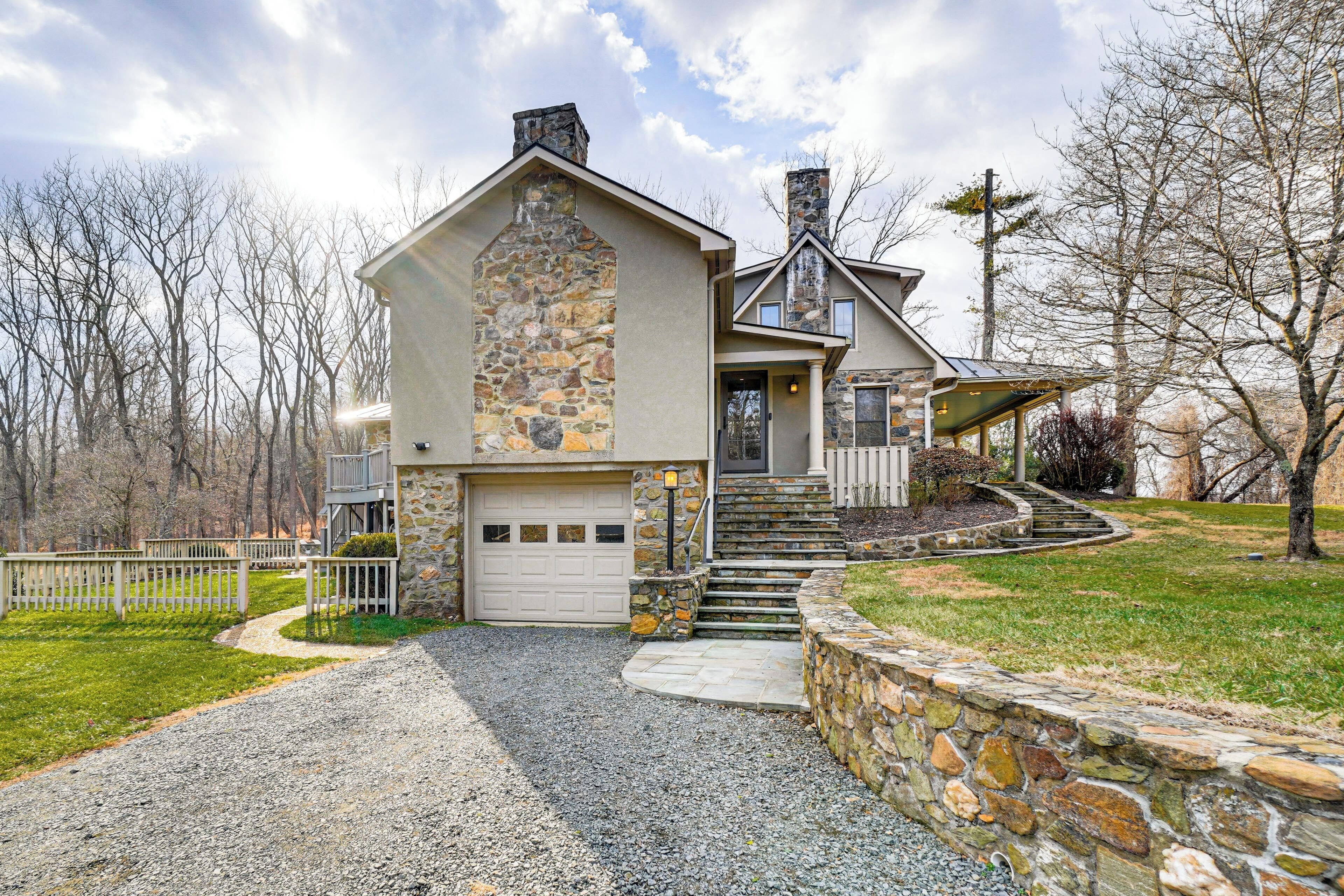 المنشأة من الداخل